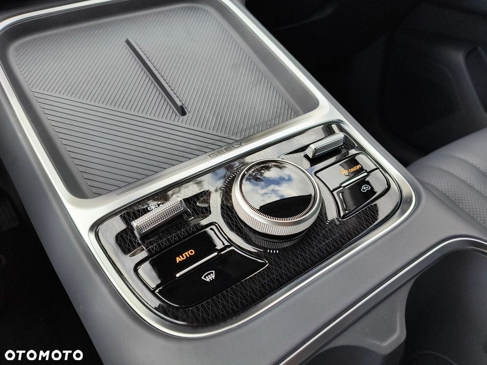 Geely Starray - 26