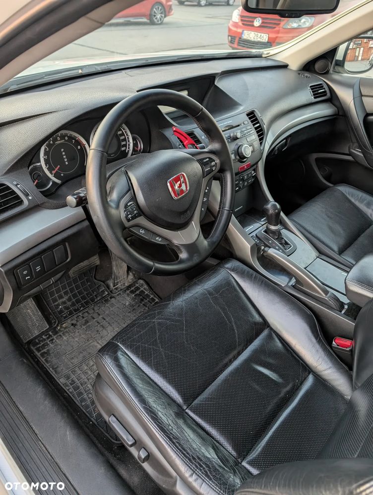 Honda Accord 2.4 Executive - 9