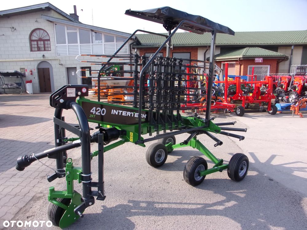 Pronar Przetrząsacz PWP530, PWP460 Pronar; ZKP770, ZKP-530, ZKP460 Inter-Tech; Z528 Kowalski; ZGRABIARKA ZKP420 Pronar, ZK42, ZK36 Kowalski; ZKT-420 Inter-Tech; ZK320 Mesko Rol; ZG-350 Euro-Masz; Przetrząsaczo-Zgrabiarka Z-275 Mesko-Rol; Przetrząsaczo zgraniarka taśmowa WIRAX, Akpil "OSA" - 23