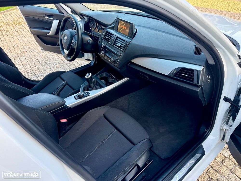 BMW 116 d EDynamics Line Sport - 26