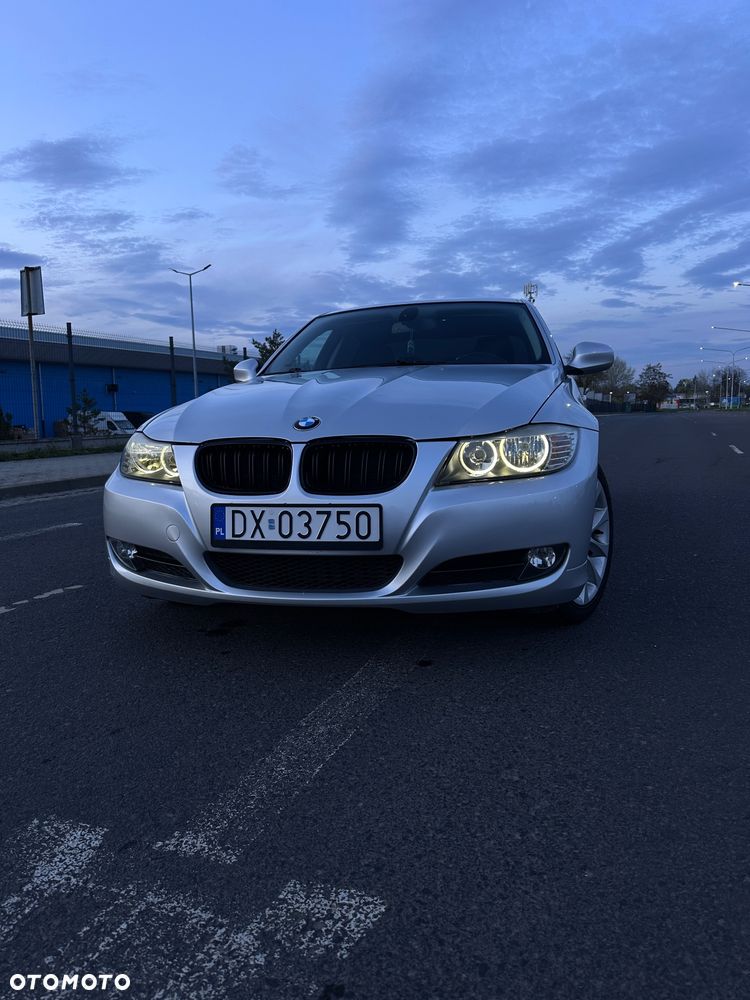 BMW Seria 3 320d DPF - 19