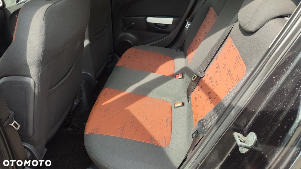 Opel Corsa 1.4 16V Energy - 19