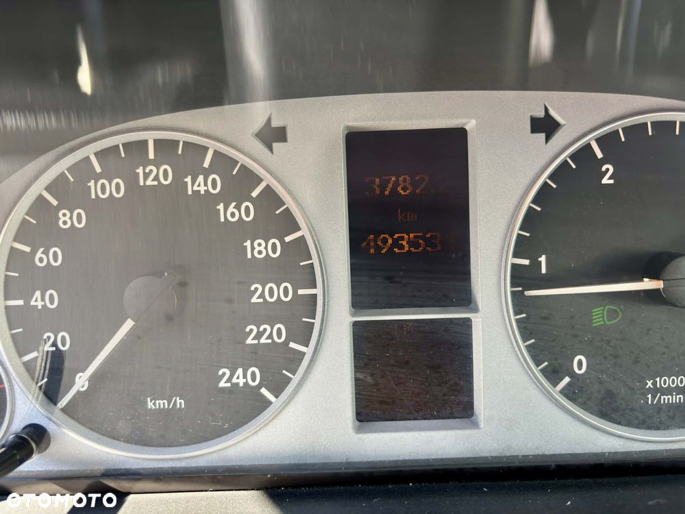 Mercedes-Benz Klasa A 180 CDI Avantgarde - 10