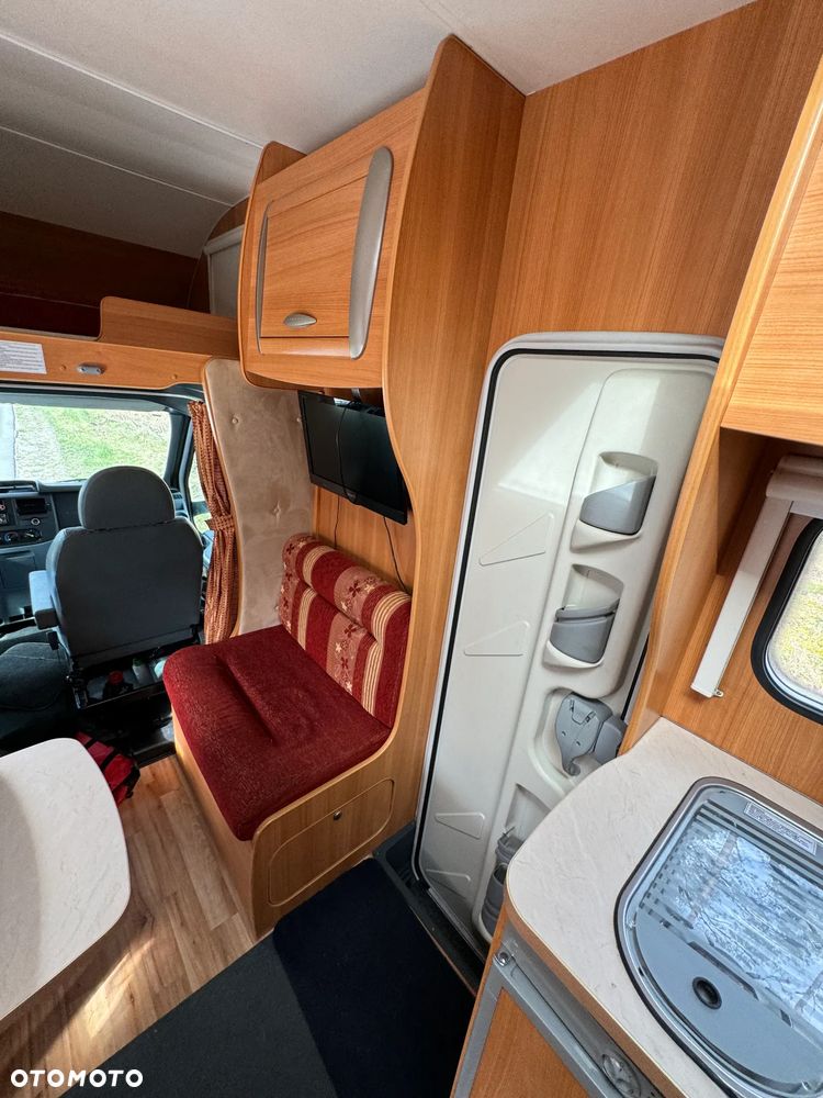 Ford Transit - 13