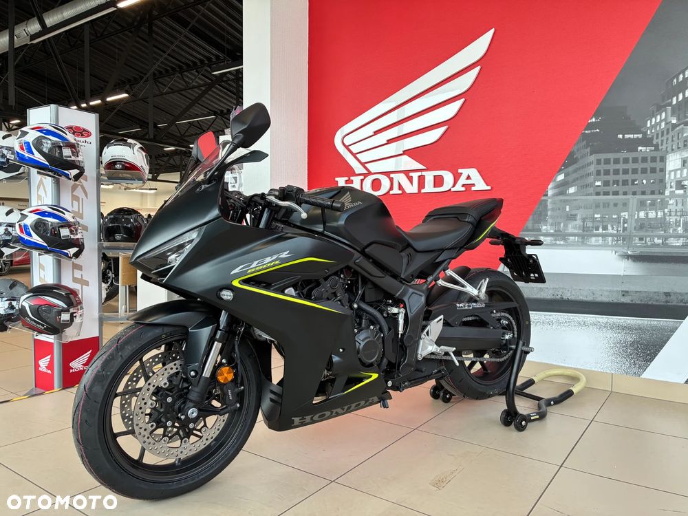 Honda CBR - 6