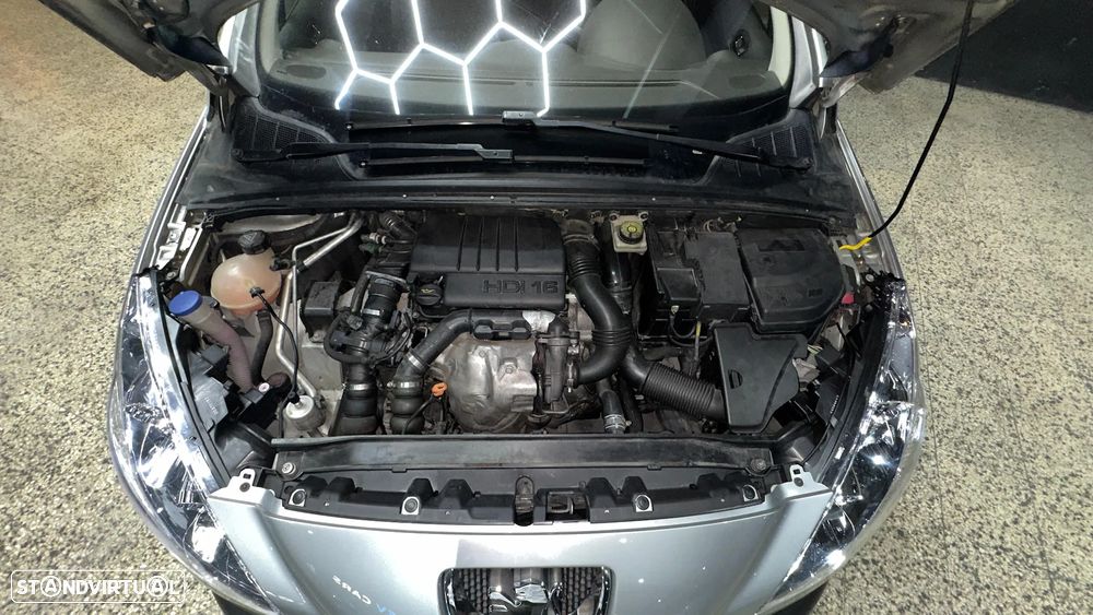 Peugeot 308 SW 1.6 HDi Executive CVM6 - 6