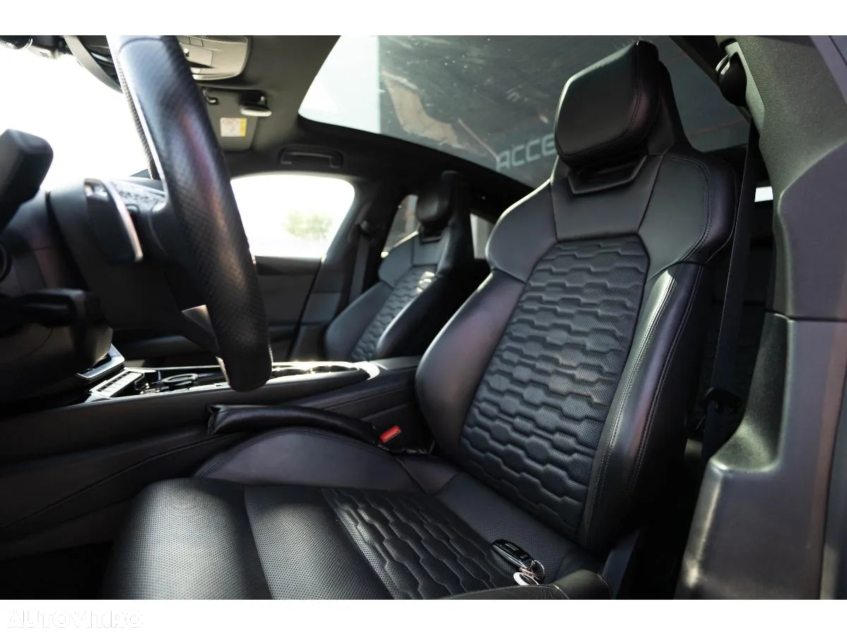 Audi e-tron GT 60 quattro - 28