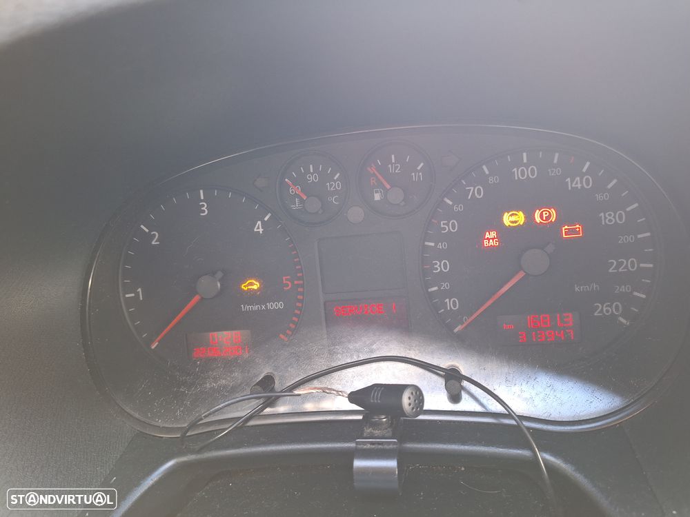 Audi A3 1.9 TDI Attraction - 4