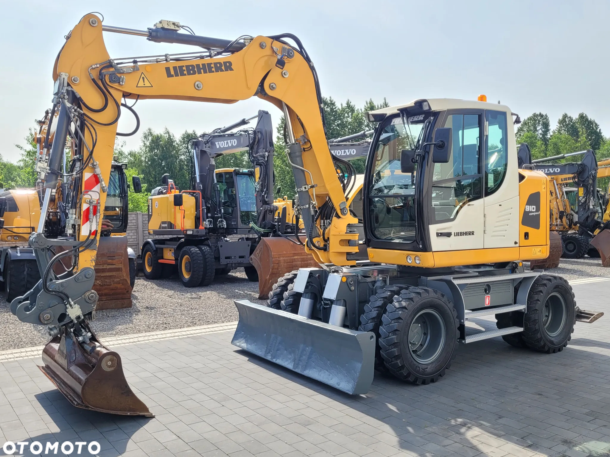Liebherr A910 compact / 7800h / SUPER STAN / - 2