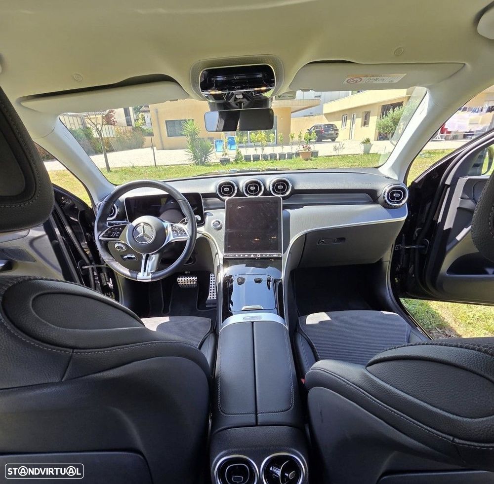 Mercedes-Benz GLC 300 d 4Matic — fotografia 11