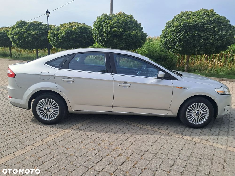 Ford Mondeo 2.0 TDCi Viva Titanium - 9