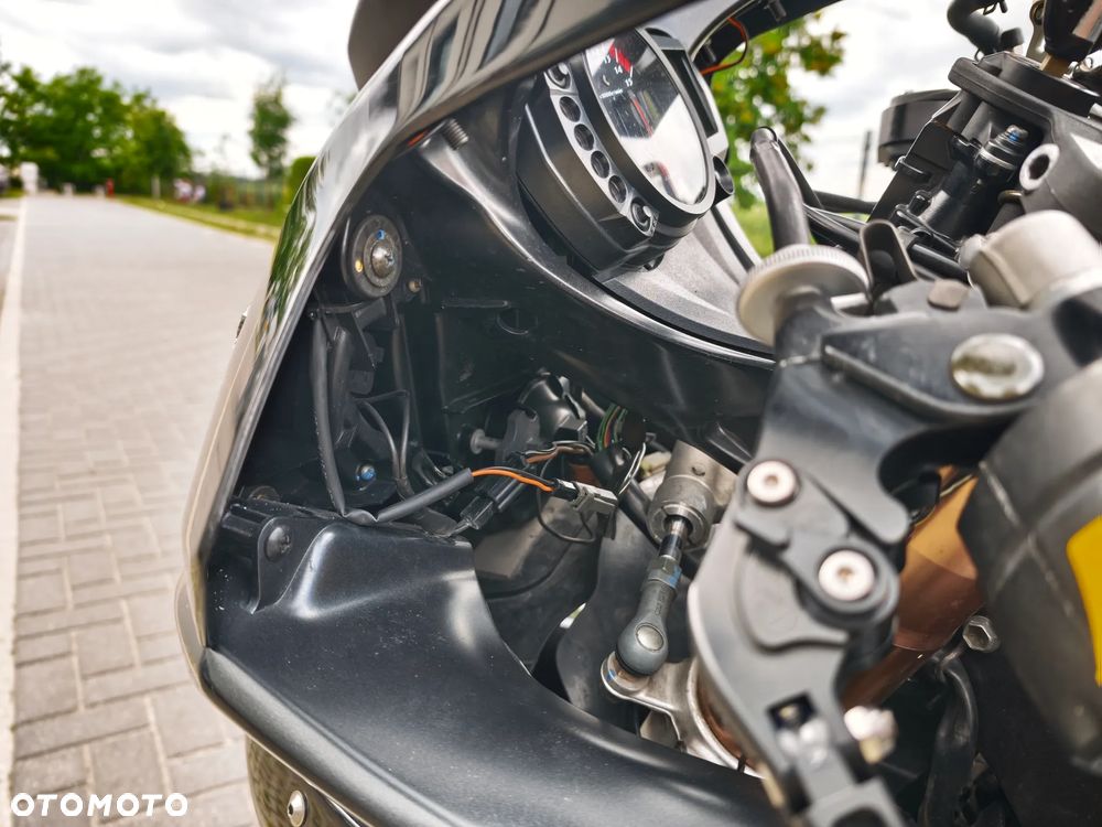 Suzuki GSX-R - 27
