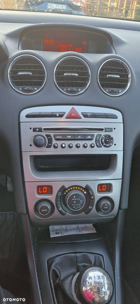 Peugeot 308 - 16