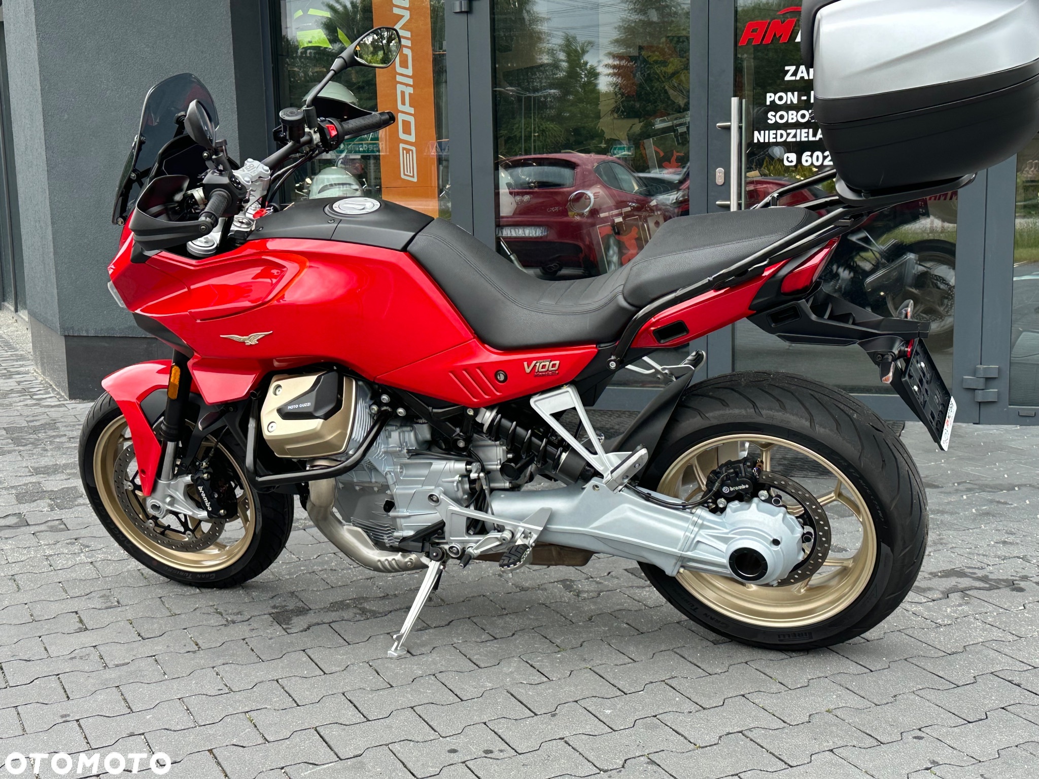 Moto Guzzi V100 Mandello - 31