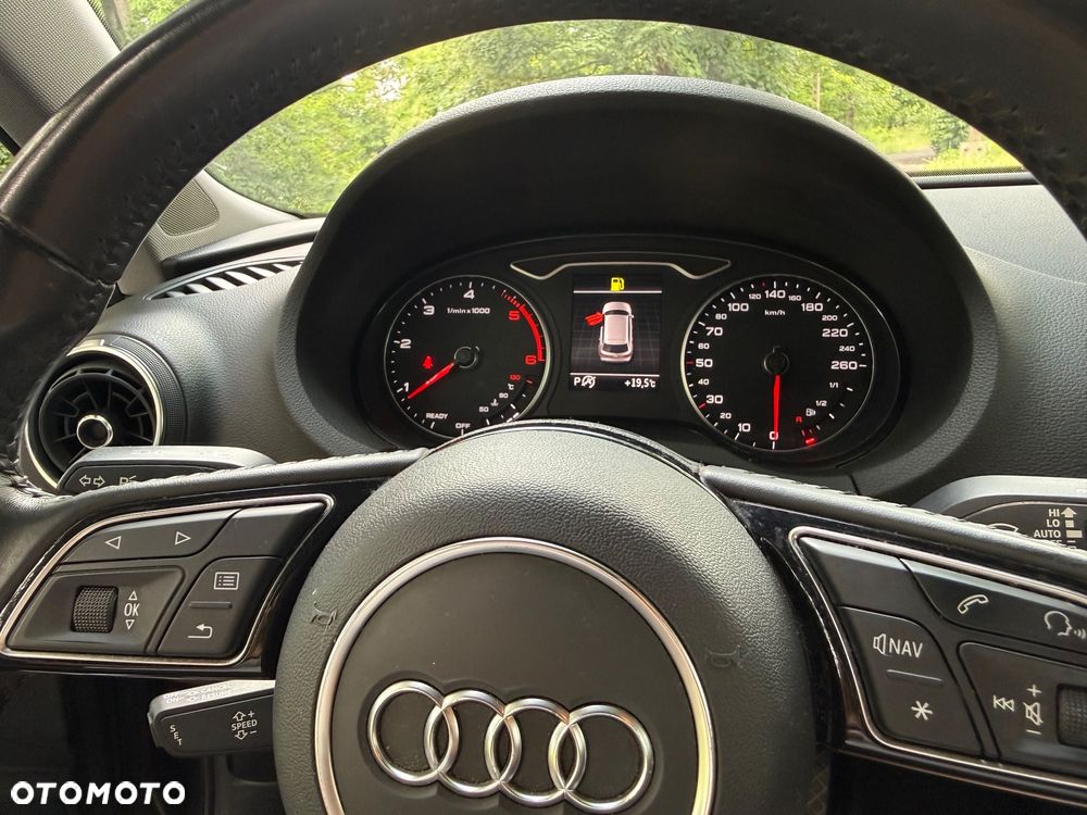 Audi A3 Sportback 30 TDI S tronic design - 37