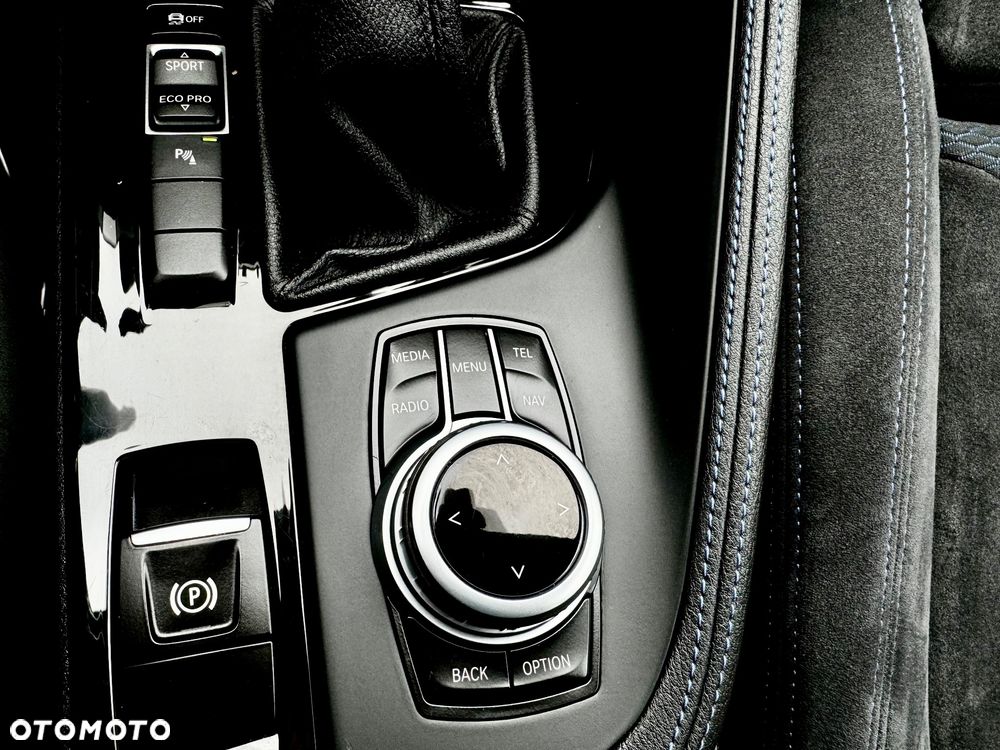 BMW X1 sDrive18d M Sportpaket - 35