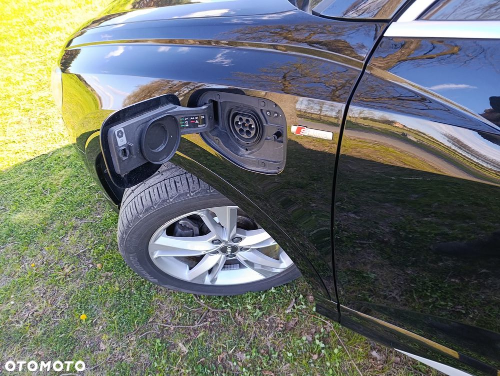 Audi Q3 Sportback 45 TFSIe S tronic S line - 2