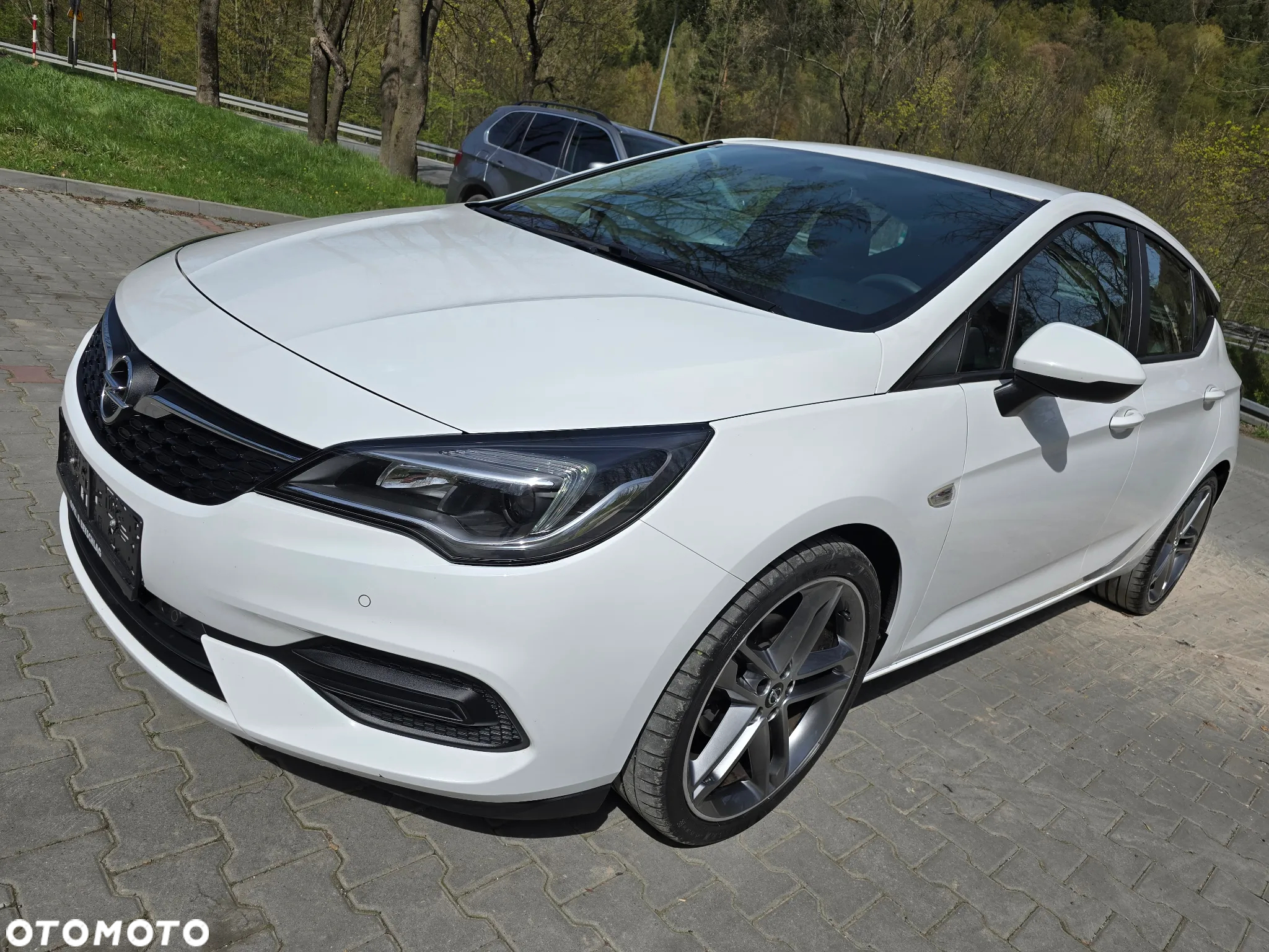 Opel Astra 1.2 Turbo - 37