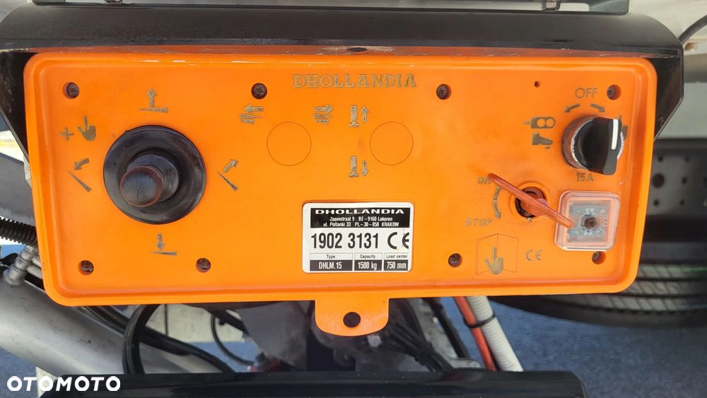 Mitsubishi Canter Fuso /Chłodnia/Mroźnia/kontener/ Izoterma/ Agregat Thermo King 450 e / Winda DHOLLANDIA 1500 KG / Mały przebieg tylko 91 tys Polski Salon ! - 37