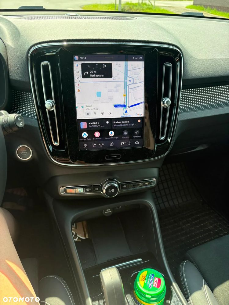 Volvo XC 40 B4 AWD Plus Dark - 5