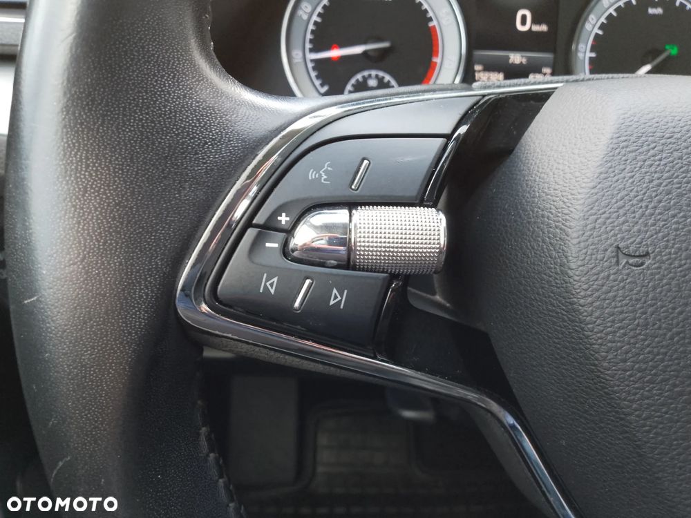 Skoda Superb 1.5 TSI Ambition DSG - 20