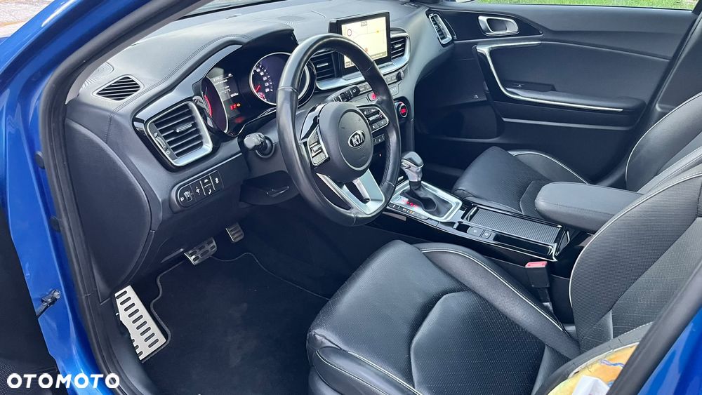 Kia Ceed 1.6 CRDi 136 DCT ISG Platinum Edition - 12