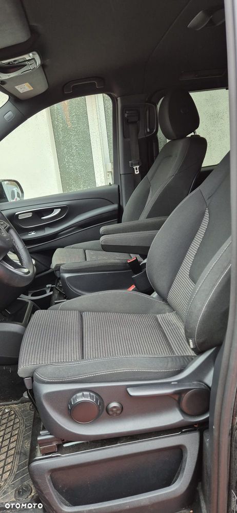 Mercedes-Benz Klasa V 300 d kompakt 9G-TRONIC Style - 7