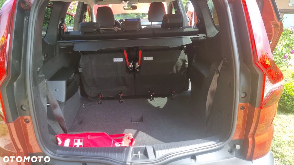 Dacia Jogger 1.0 TCe Extreme 7os - 16