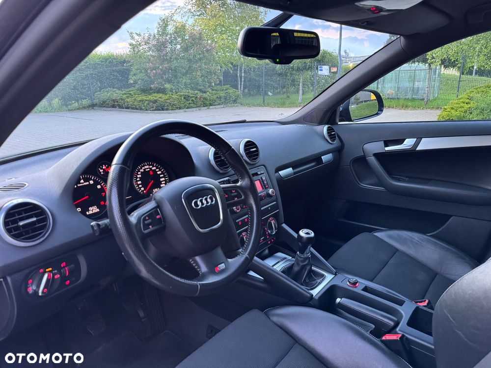 Audi A3 Sportback 1.8 TFSI S line Sportpaket Plus - 22