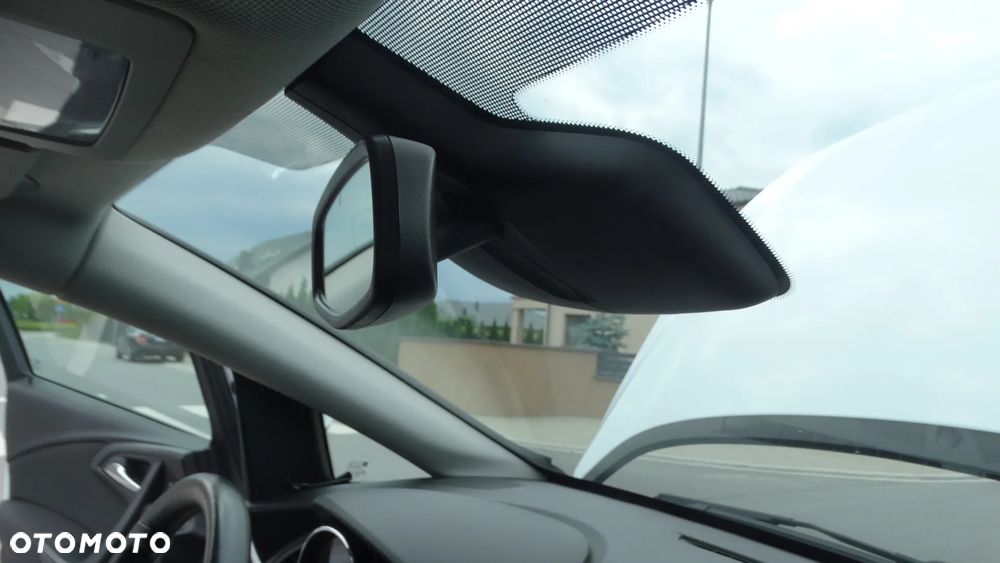 Opel Astra 1.4 Turbo Exklusiv - 21