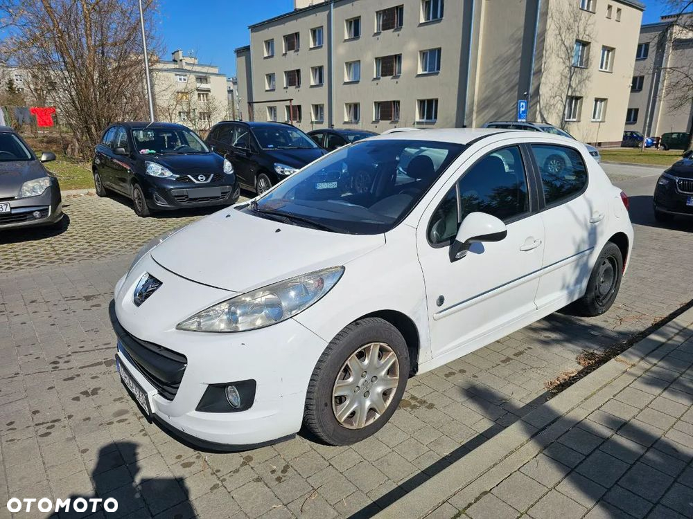 Peugeot 207 - 2