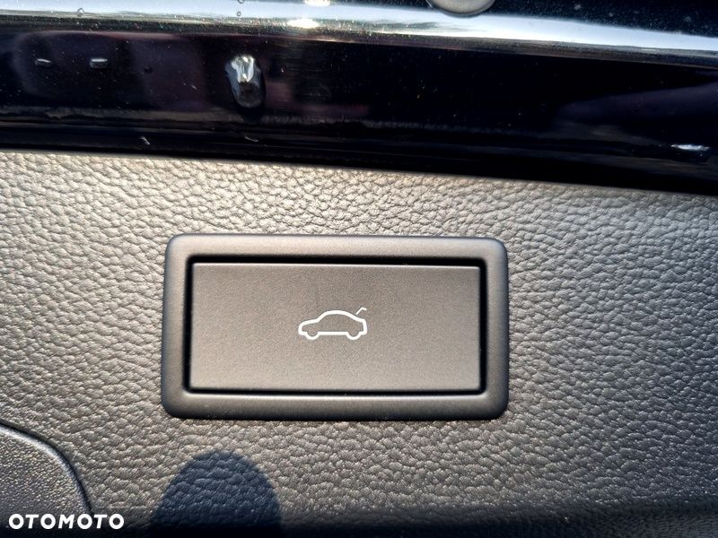 Skoda Superb 1.5 TSI L&K DSG - 39