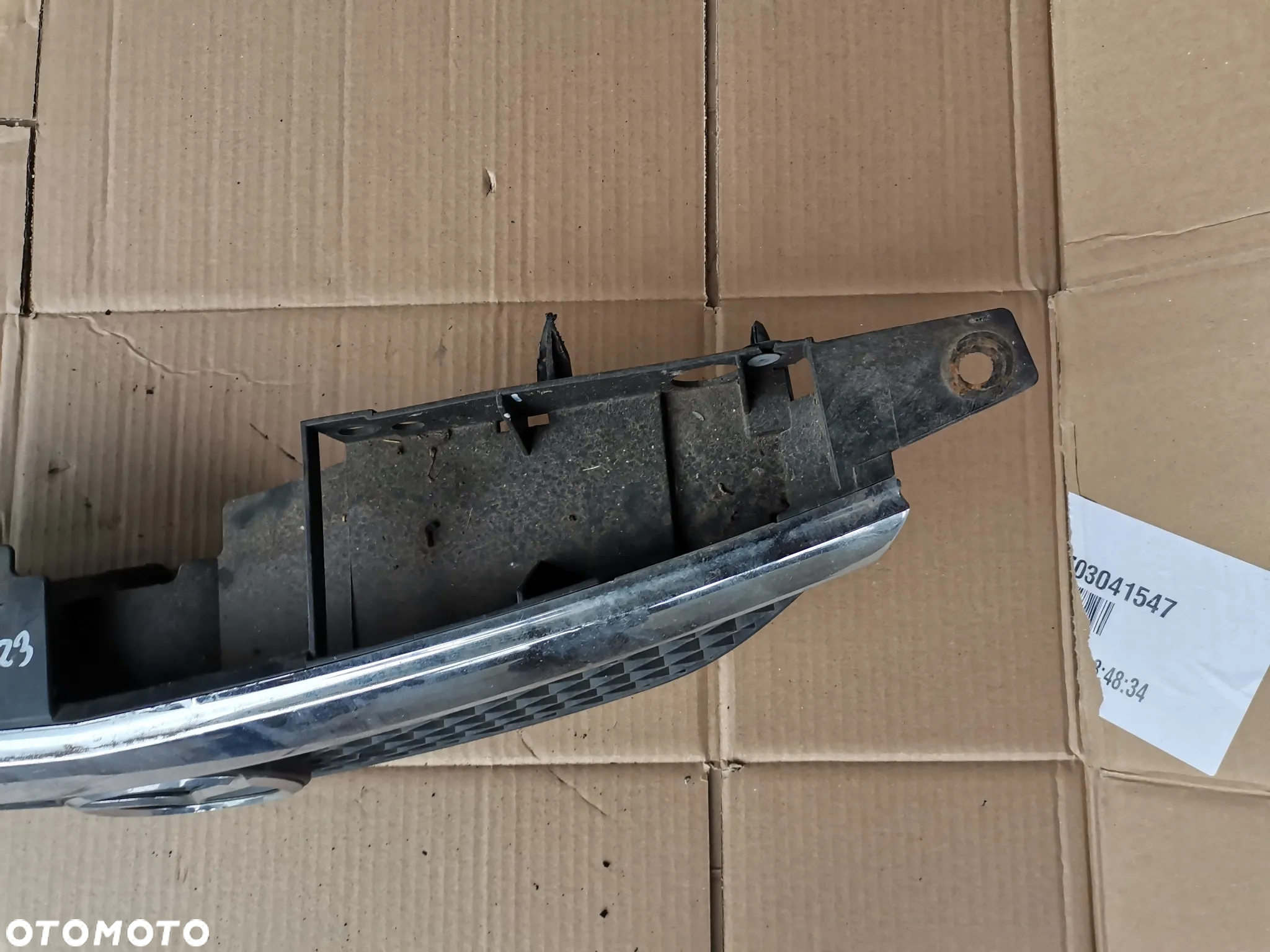 Grill ATRAPA MAZDA 323F BJ - 3