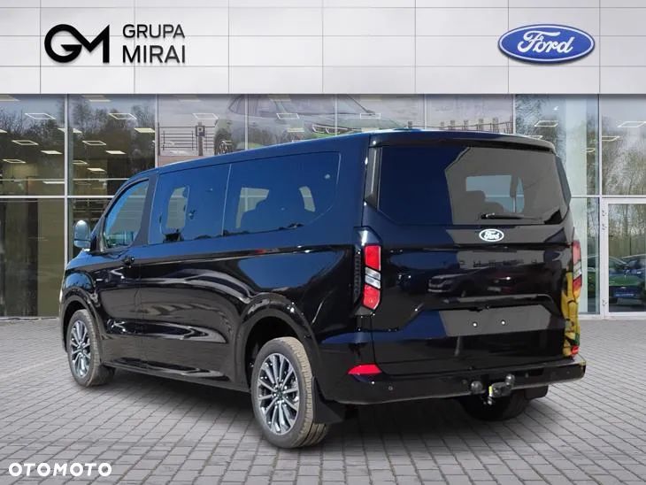 Ford Tourneo Custom - 7