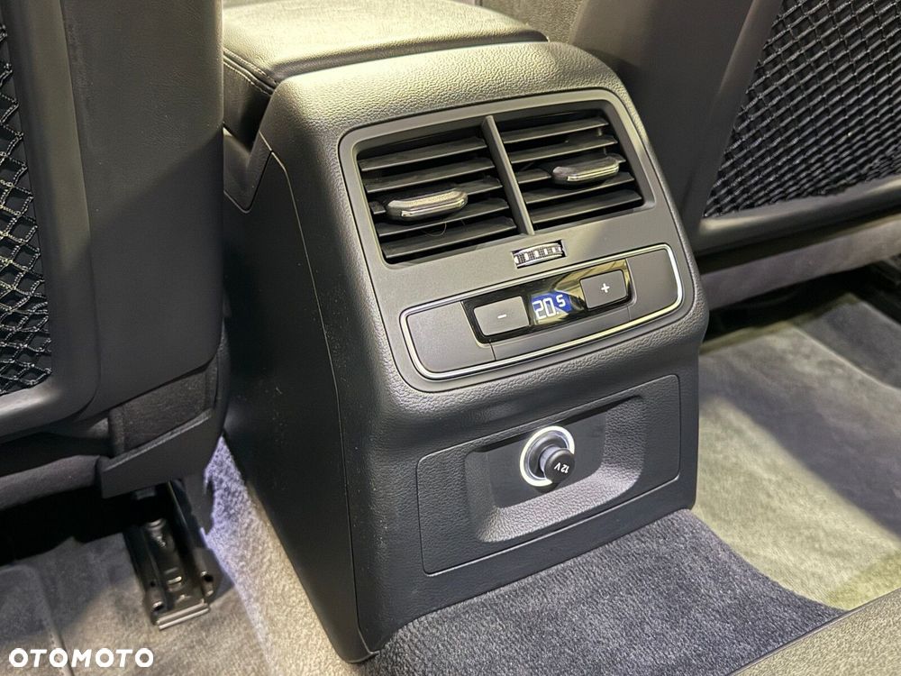 Audi A4 Avant 2.0 TDI Quattro Sport S tronic - 26