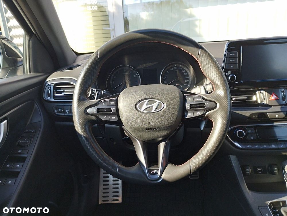 Hyundai i30 1.5 T-GDI 48V Executive DCT - 3