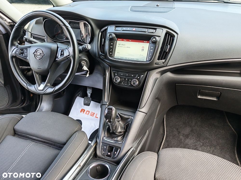 Opel Zafira - 8