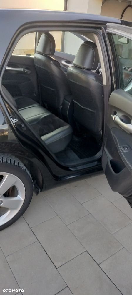 Toyota Auris 1.8 HSD Luna - 11