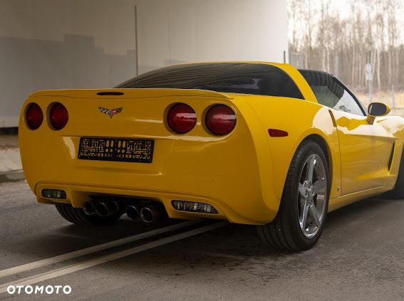Chevrolet Corvette - 8