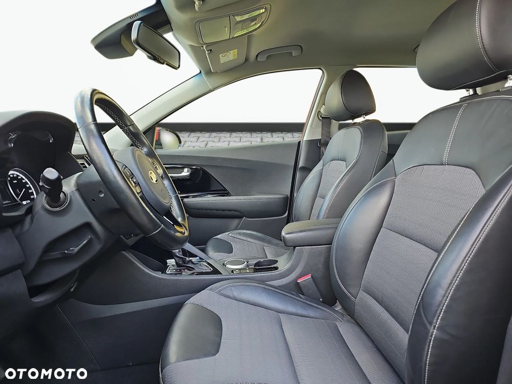 Kia Niro 1.6 GDI Hybrid L - 12