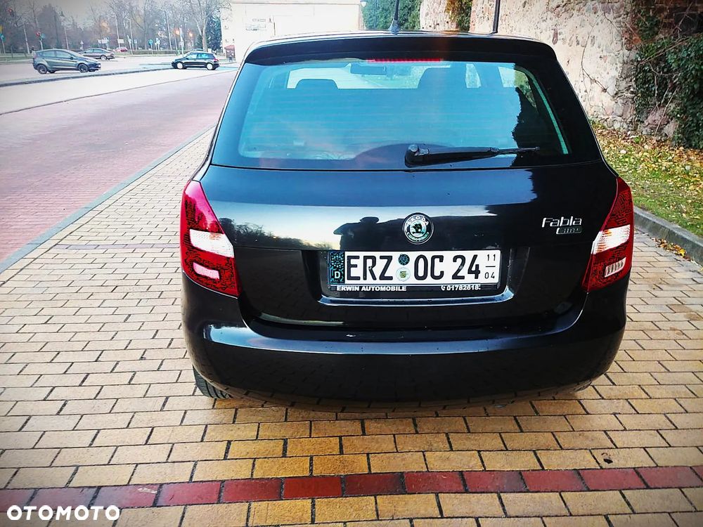 Skoda Fabia 1.2 HTP COOL EDITION - 3