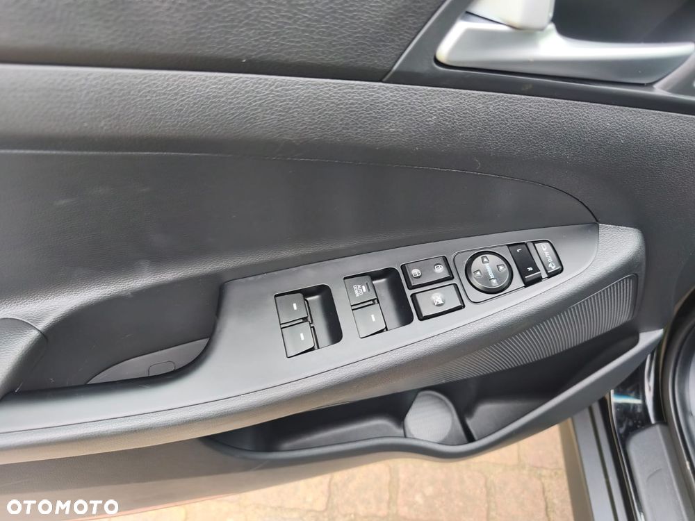 Hyundai Tucson 1.6 Turbo 4WD DCT Style - 16