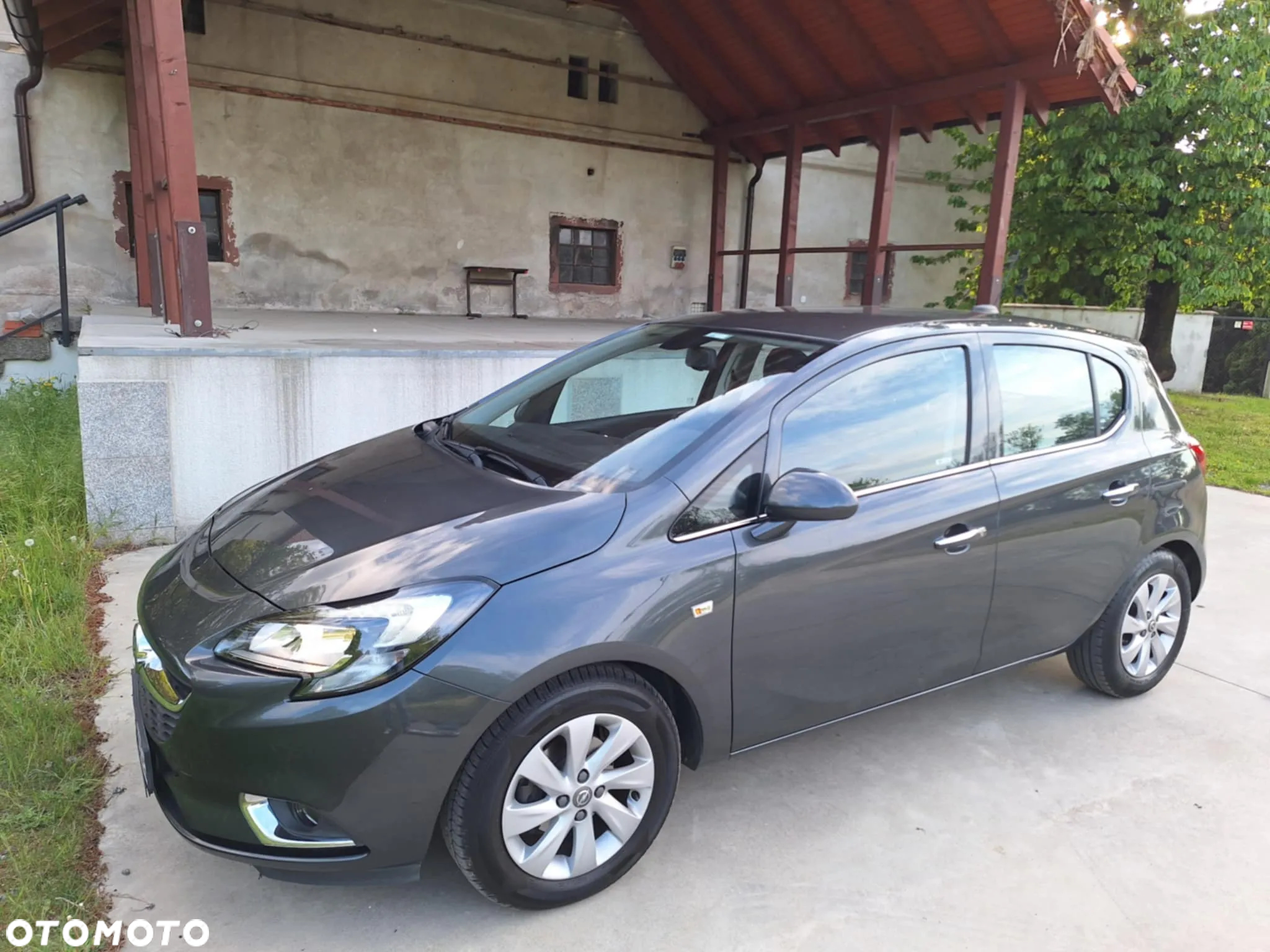 Opel Corsa 1.2 Cosmo - 33