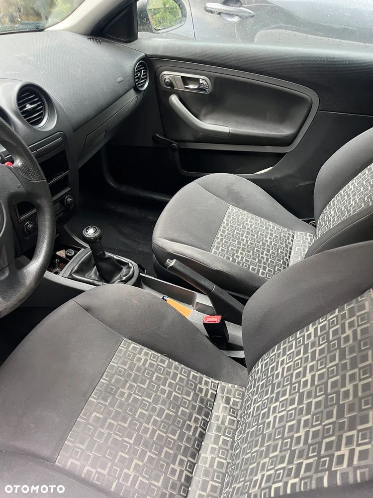 Seat Ibiza SC 1.4 16V Entry - 12