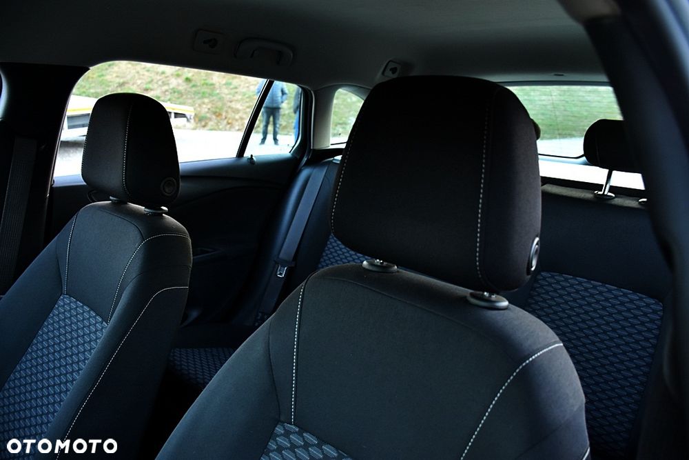 Opel Astra 1.6 D (CDTI) Innovation - 35
