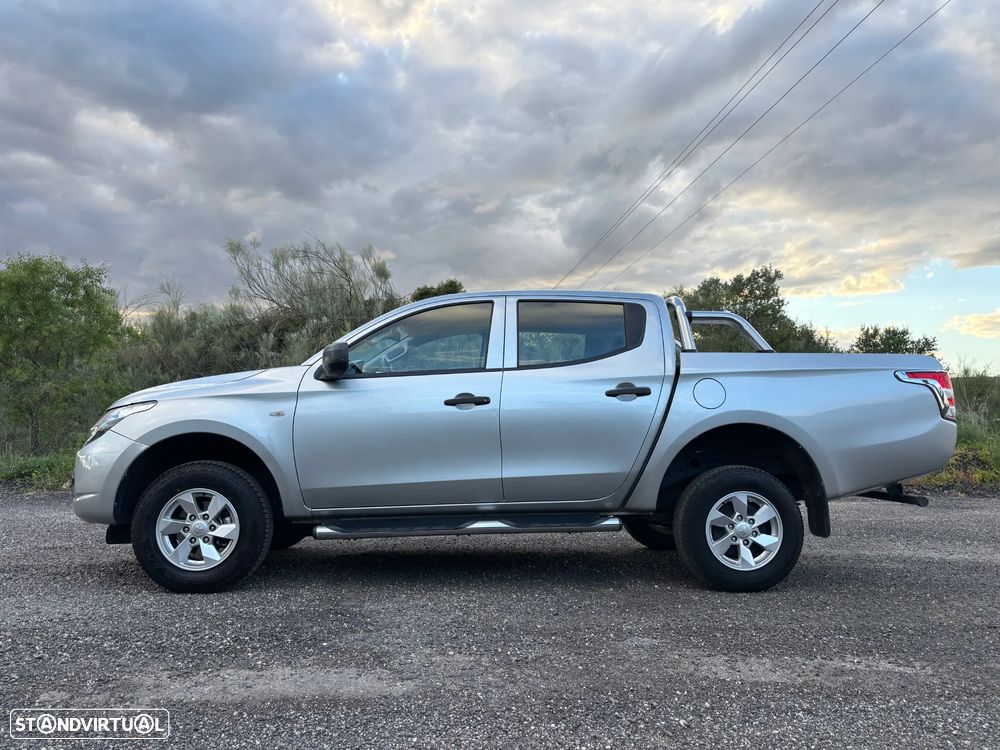 Mitsubishi L200 2.4 DI-D CD Invite 2WD - 32