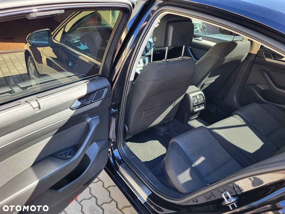 Volkswagen Passat 2.0 TDI BMT Comfortline - 31