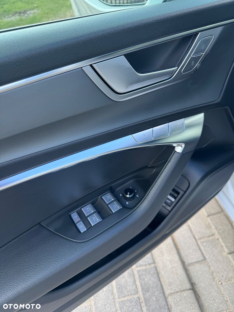 Audi A6 Avant 40 TDI quattro S tronic advanced - 16