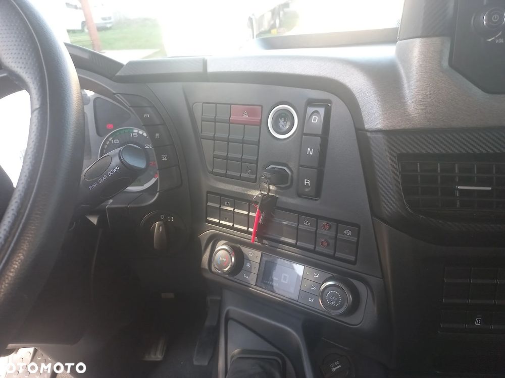 Iveco S-Way - 5
