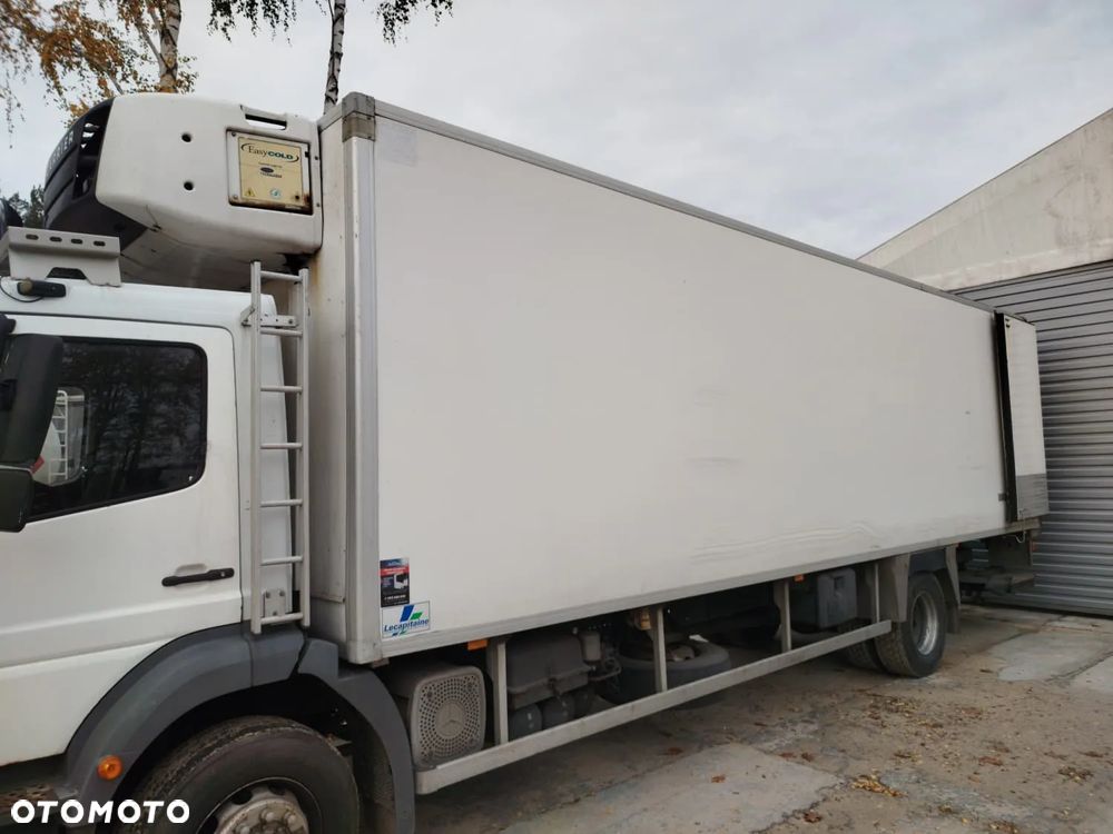 ZABUDOWA KONTENER PAKA SKRZYNIA ŁADUNKOWA CHŁODNIA IZOTERMA MAGAZYN GARAŻ AGREGAT - 1